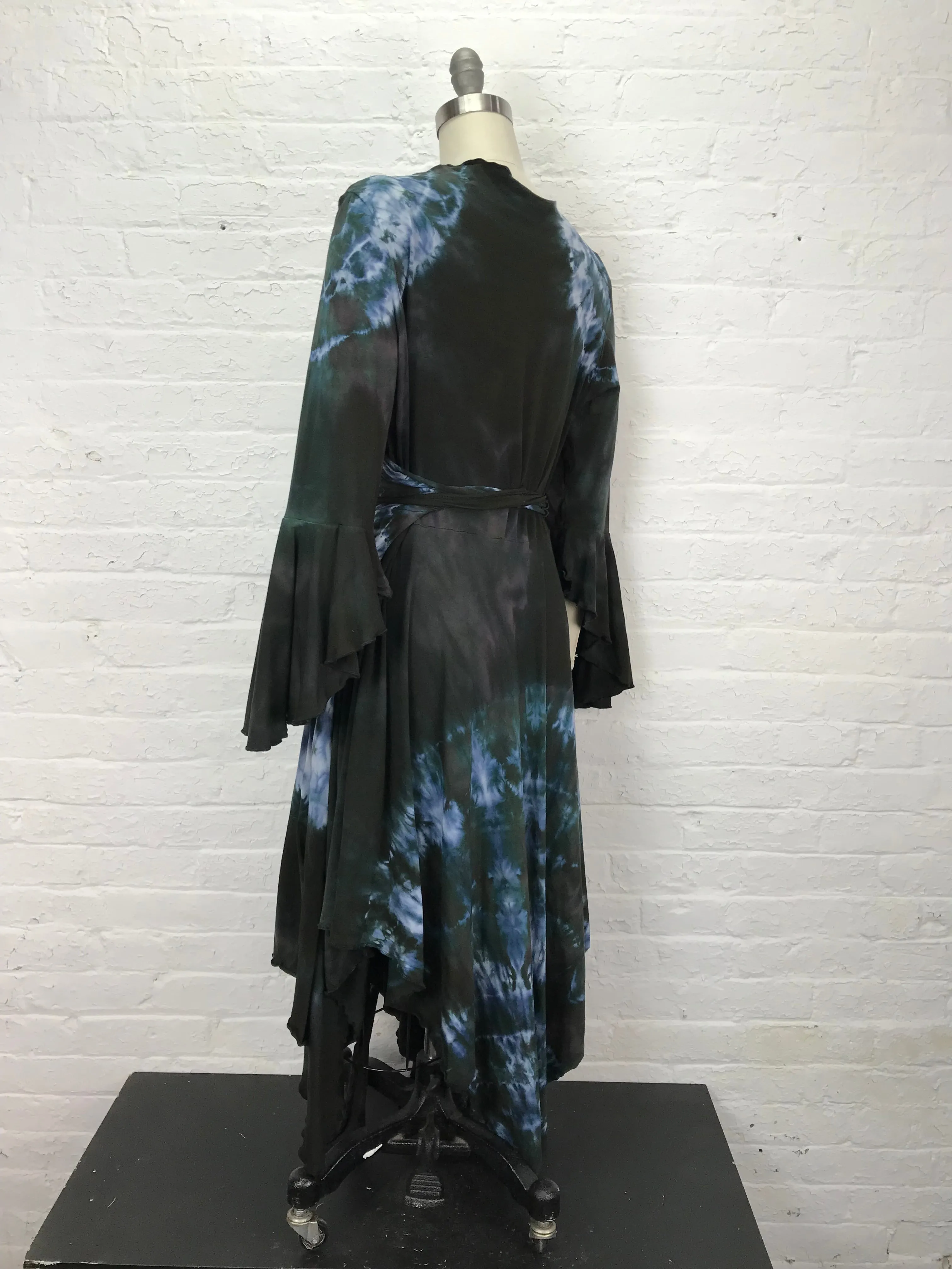 Flamenco Wrap Jacket in Ink Medallions - Extra Large